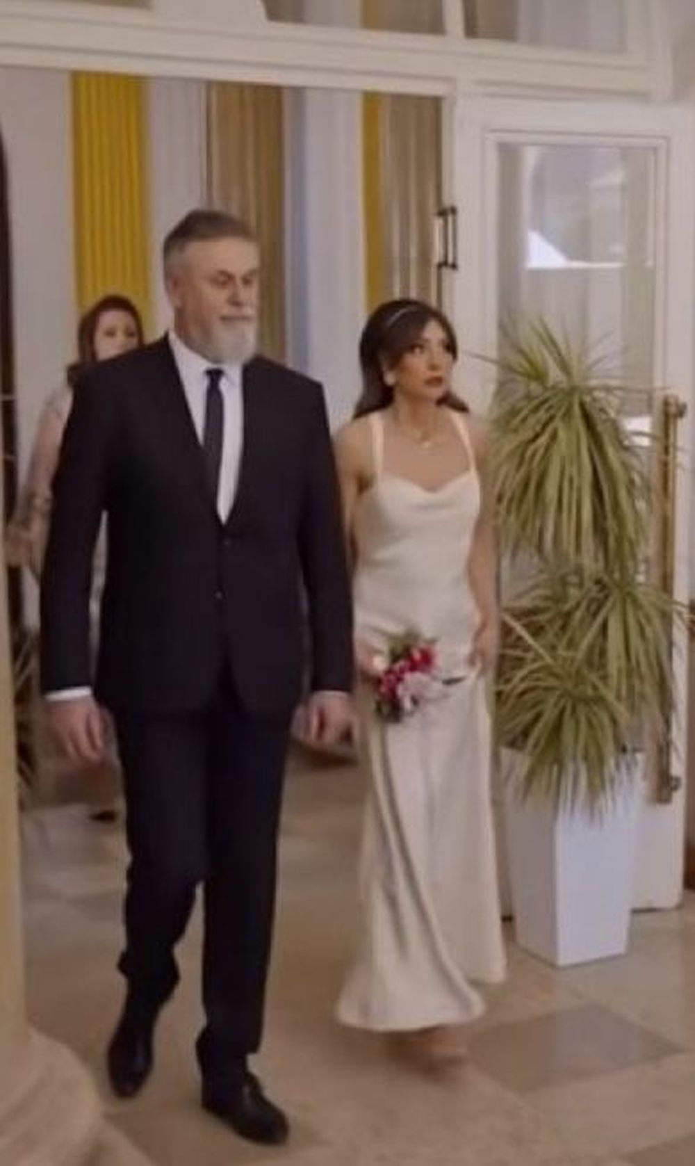Dragana Mićalović u venčanici